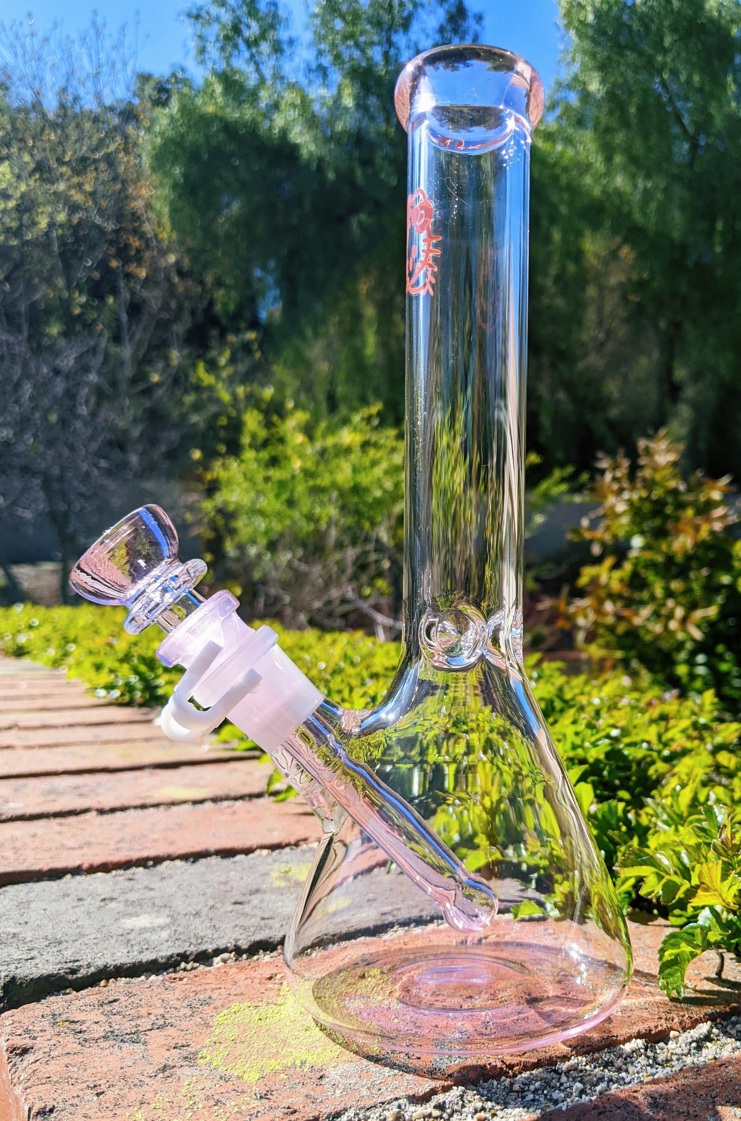 10" Pink Hello Kitty Beaker