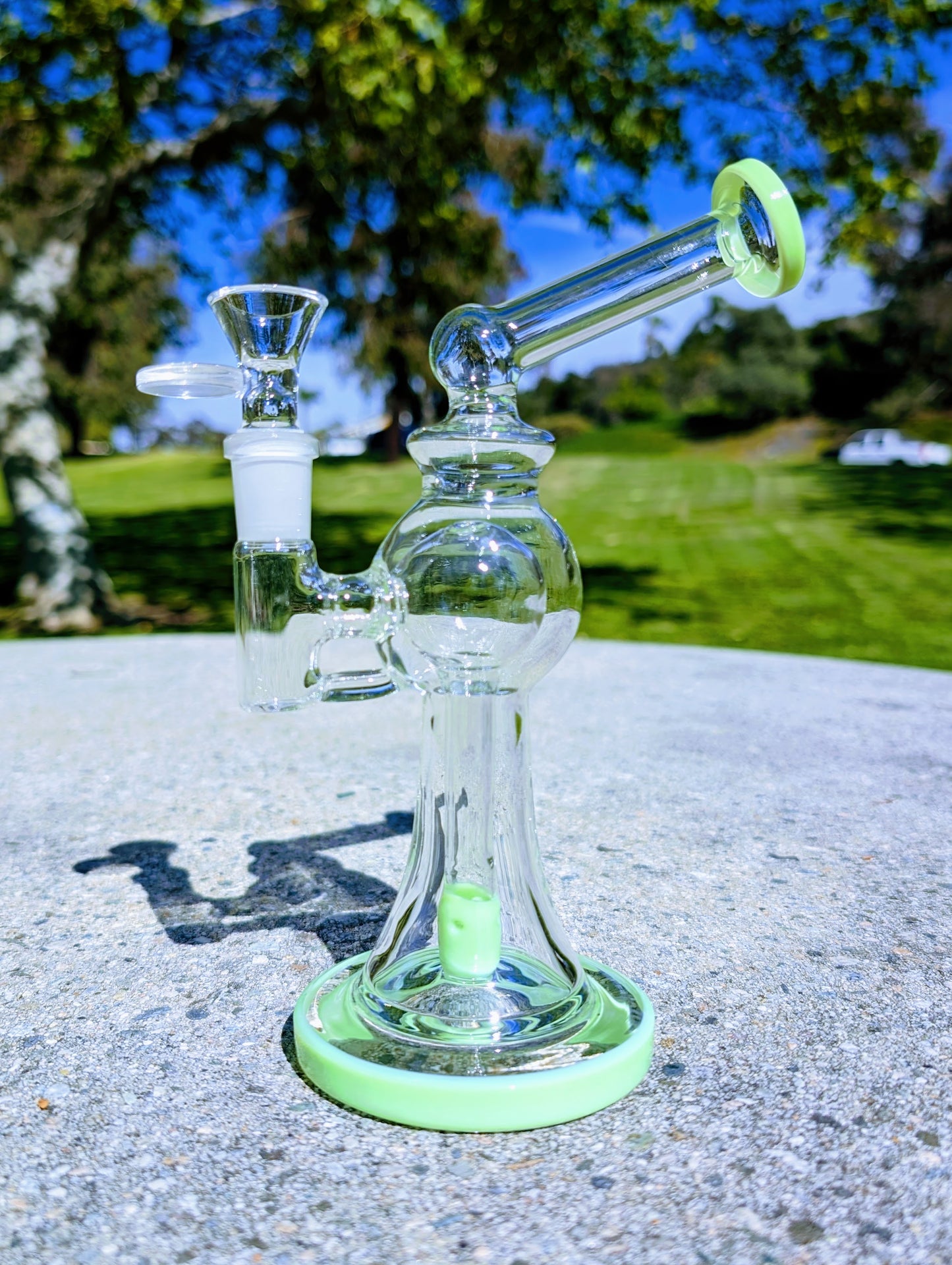 9" Green Bent Neck Bell Bottom Rig