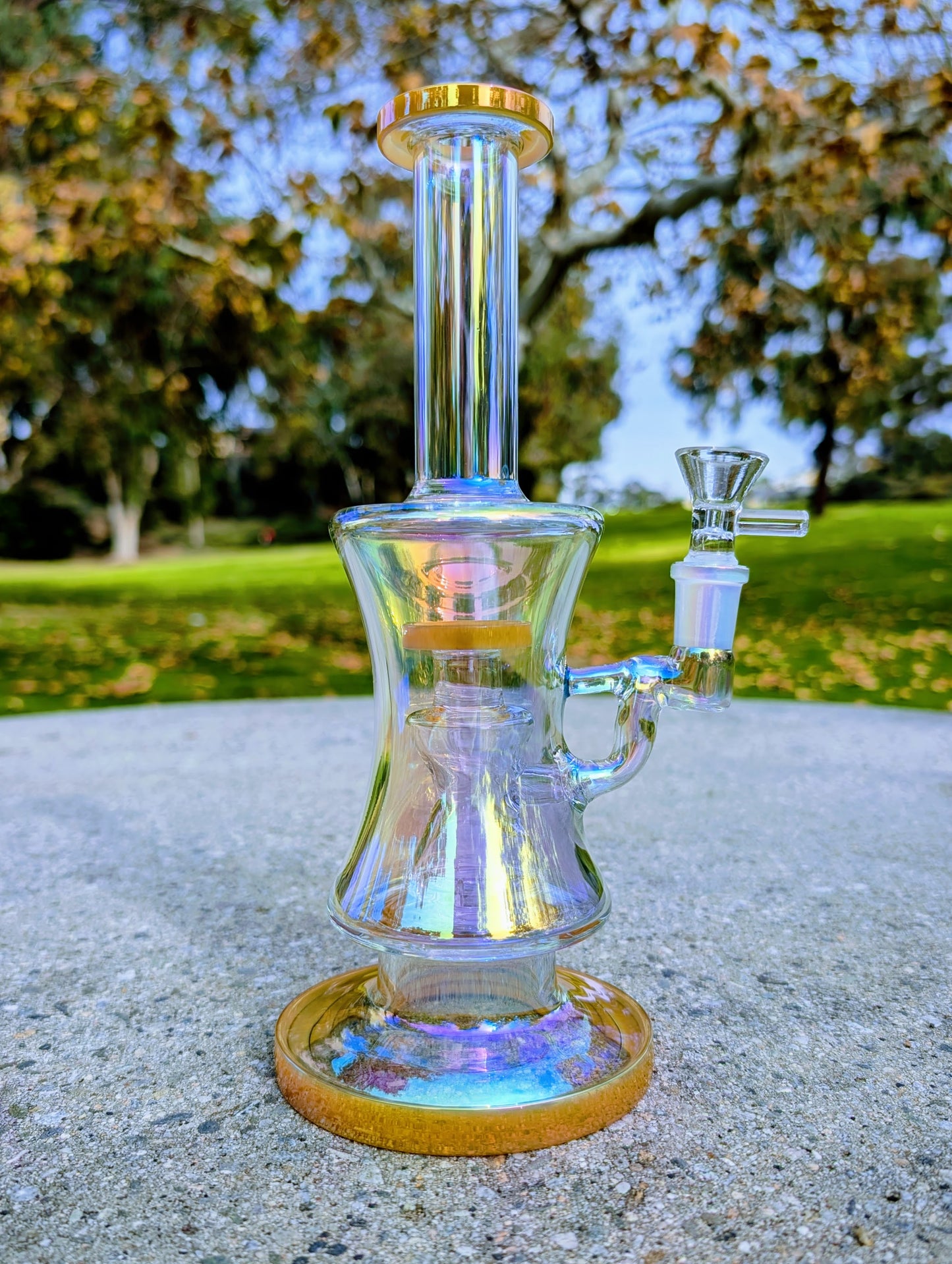 10" Thick Gold Rainbow Hourglass Rig