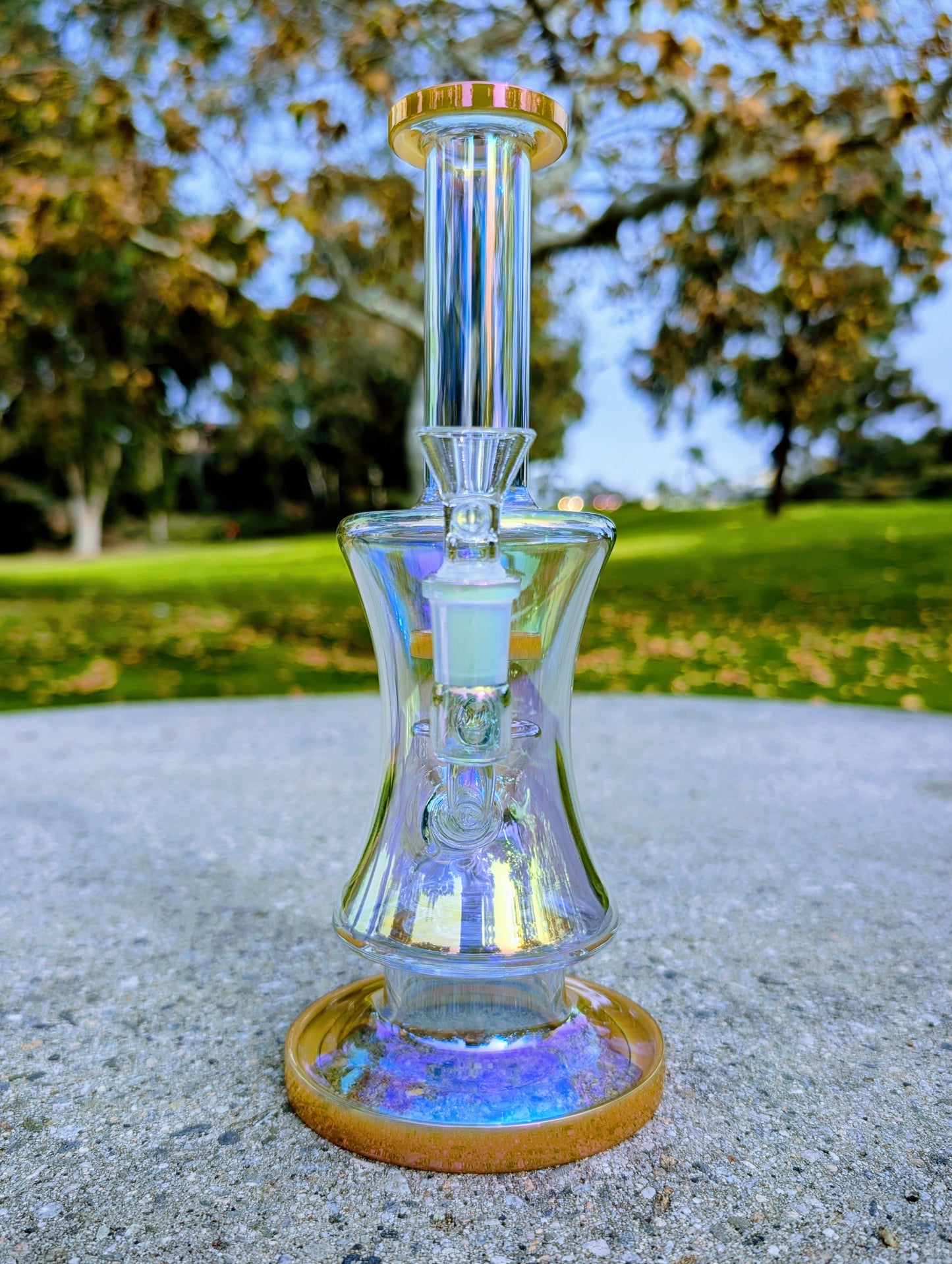 10" Thick Gold Rainbow Hourglass Rig