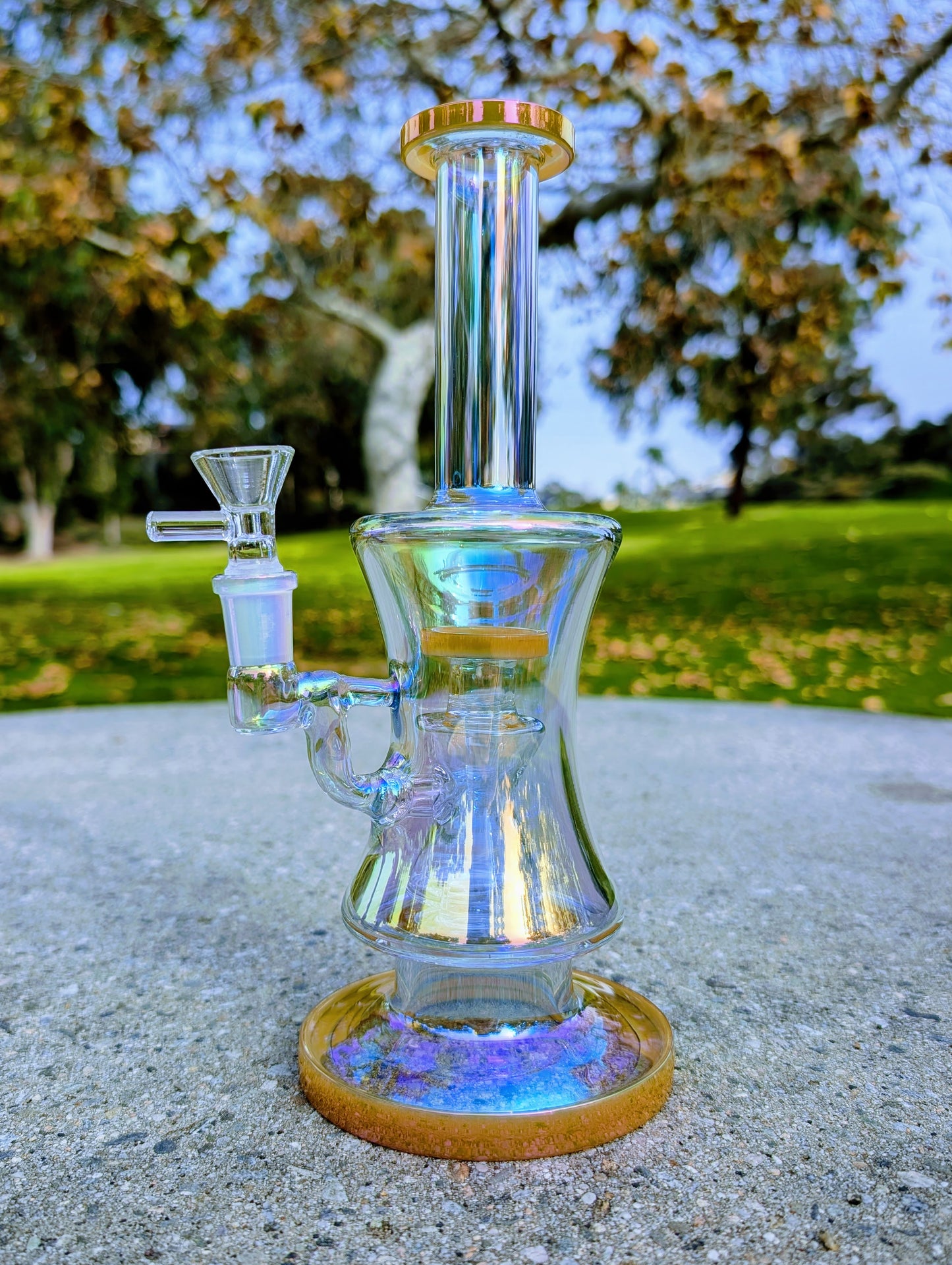 10" Thick Gold Rainbow Hourglass Rig