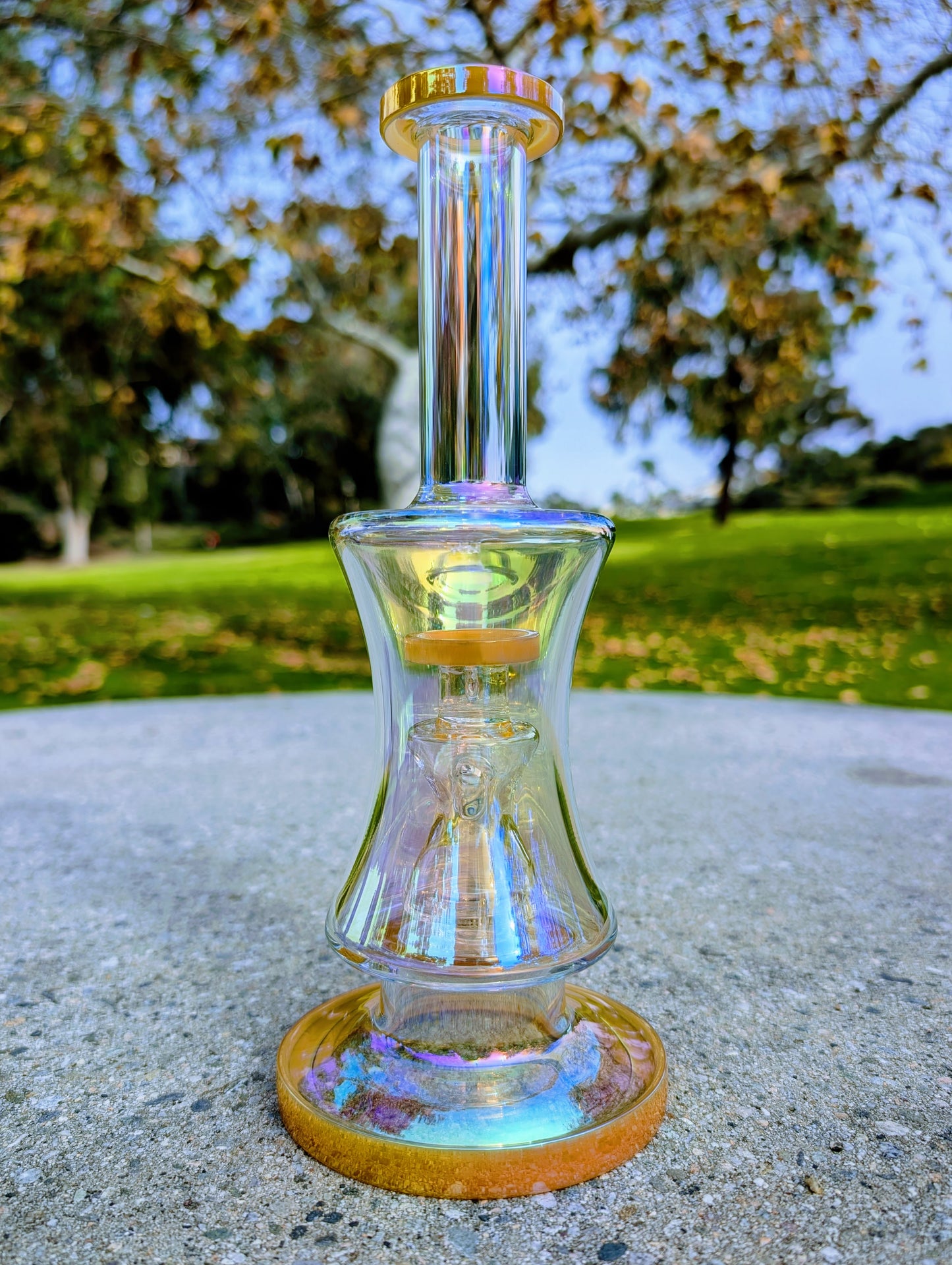 10" Thick Gold Rainbow Hourglass Rig