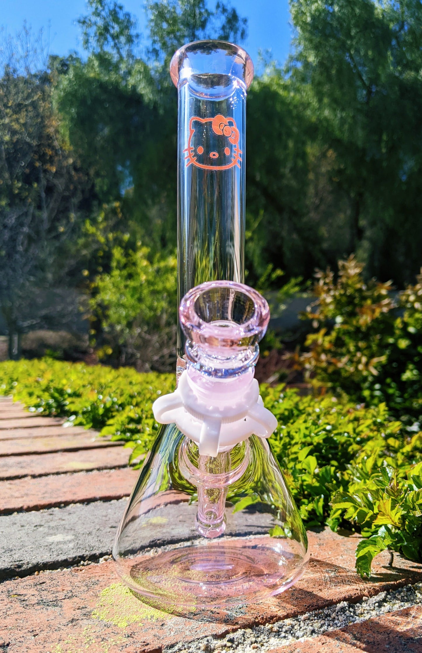 10" Pink Hello Kitty Beaker
